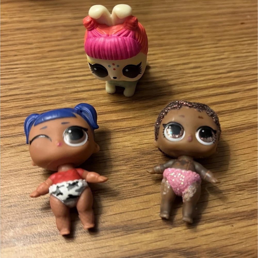 LOL Surprise Lot Of 3 - Two Little Sisters And One Pet Lil Sis